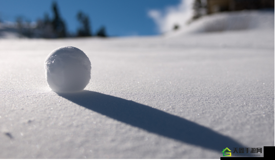 那两团雪球在他的手里：即将引发的故事